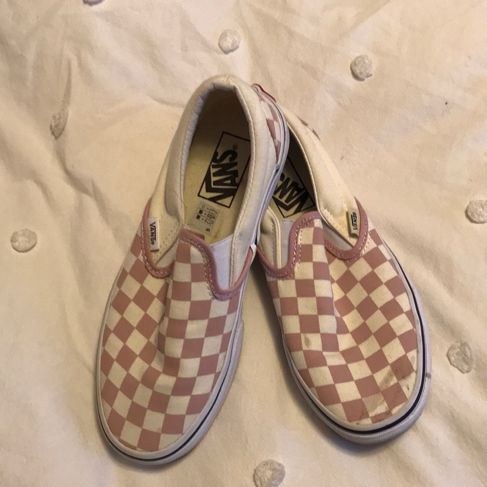 Pink checkered vans!